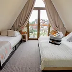 Novobilski - Pod Stokiem Kotelnica, Obok Termy Bania Frühstückspension 3*