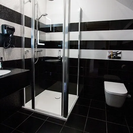 Novobilski - Pod Stokiem Kotelnica, Obok Termy Bania