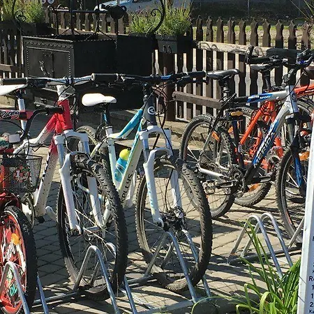 فندق مبيت وإفطار Novobilski Przy Termie Bania I Kotelnicy - Sauna, Jacuzzi, Restauracja, Pokoj Zabaw, Wypozyczalnia Rowerow E-Bike بيالكا تاترزانسكا