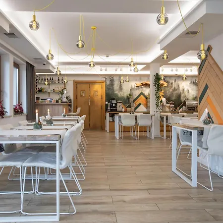 Novobilski Przy Termie Bania I Kotelnicy - Sauna, Jacuzzi, Restauracja, Pokoj Zabaw, Wypozyczalnia Rowerow E-Bike