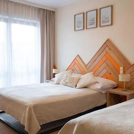 Novobilski Przy Termie Bania I Kotelnicy - Sauna, Jacuzzi, Restauracja, Pokoj Zabaw, Wypozyczalnia Rowerow E-Bike