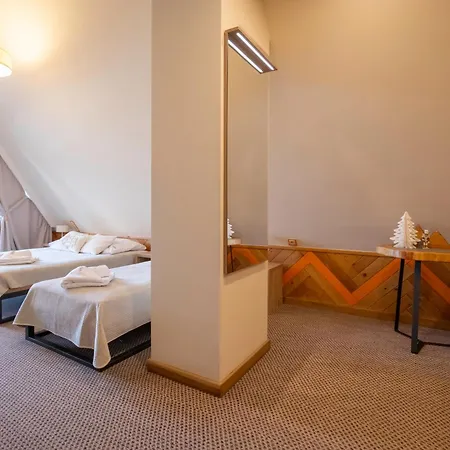 Novobilski Przy Termie Bania I Kotelnicy - Sauna, Jacuzzi, Restauracja, Pokoj Zabaw, Wypozyczalnia Rowerow E-Bike 3*